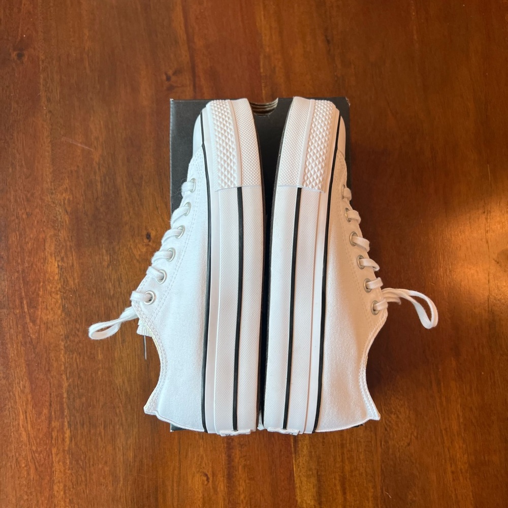 Converse Chuck Taylor Lift Platform - Picture 3 of 9